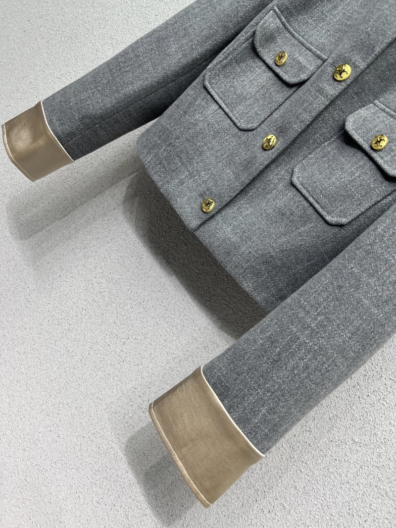 Ce1i*e suits